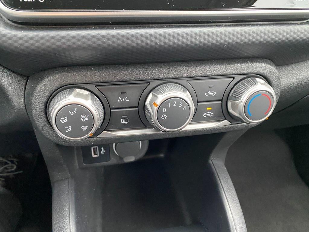 2024 Nissan Kicks S Xtronic CVT