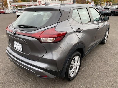 2024 Nissan Kicks S Xtronic CVT