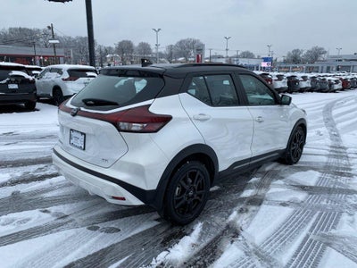 2023 Nissan Kicks SR Xtronic CVT