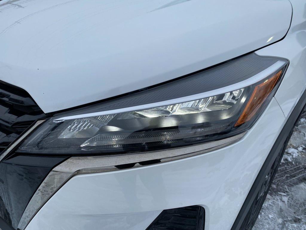 2023 Nissan Kicks SR Xtronic CVT