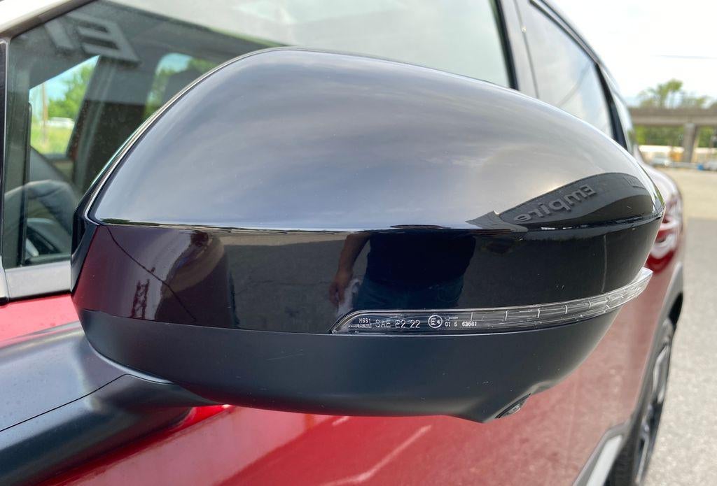 2025 Nissan Kicks SR Intelligent AWD