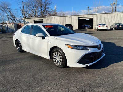 2020 Toyota Camry LE Hybrid