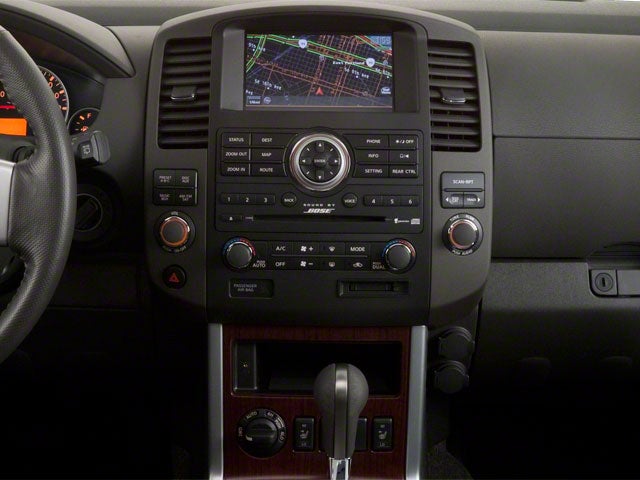 2010 Nissan Pathfinder SE