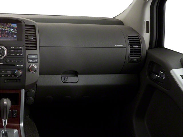 2010 Nissan Pathfinder SE