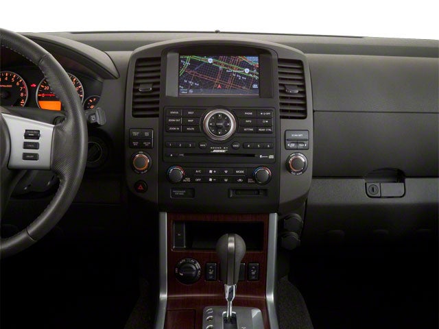 2010 Nissan Pathfinder SE