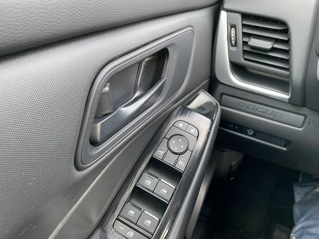 2025 Nissan Rogue S Intelligent AWD