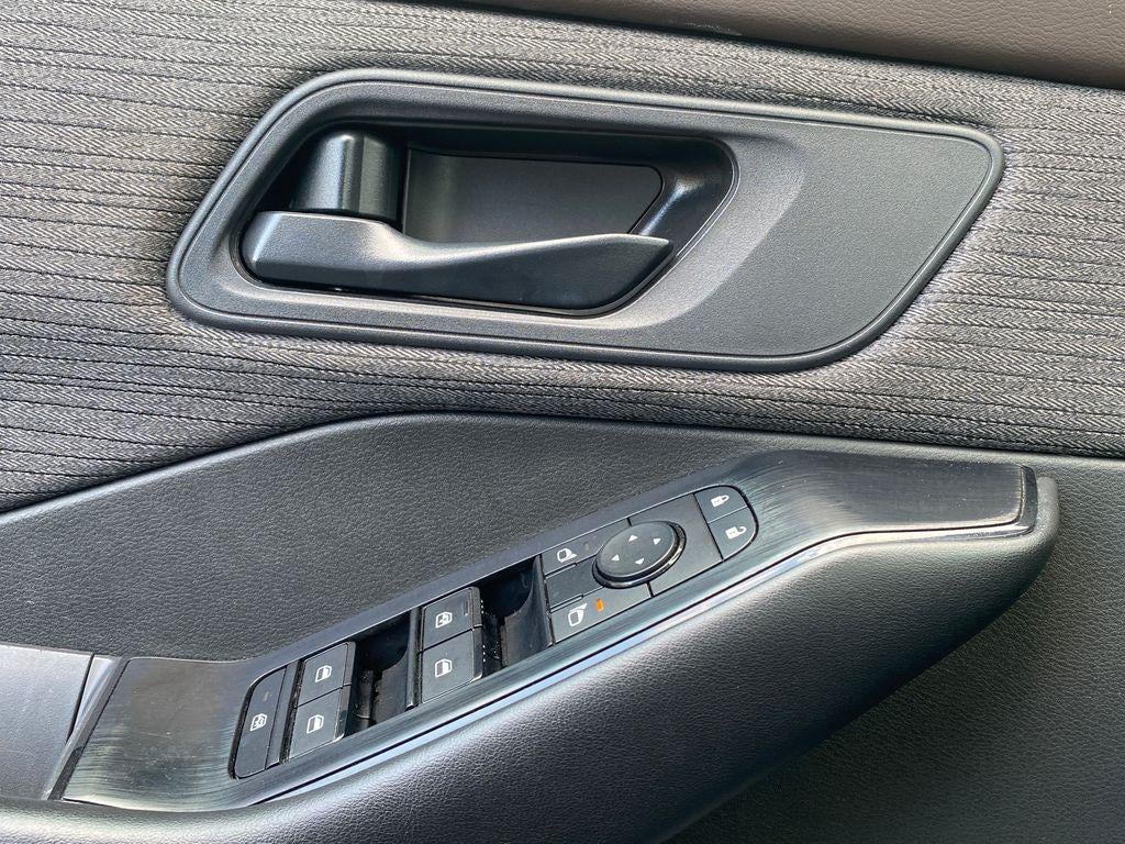 2023 Nissan Rogue S Intelligent AWD