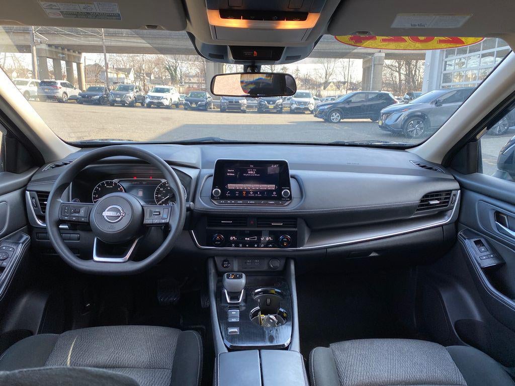 2024 Nissan Rogue SV FWD