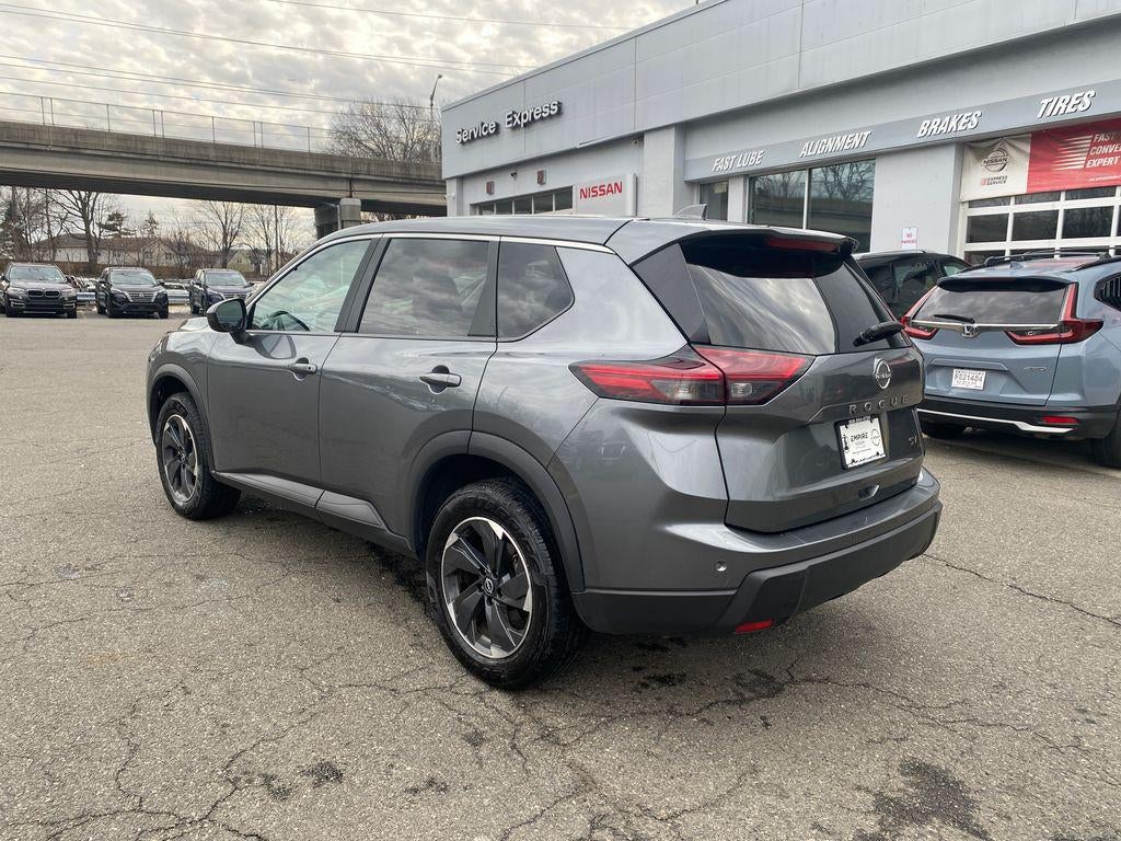 2024 Nissan Rogue SV FWD