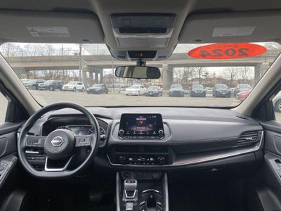 2024 Nissan Rogue SV FWD