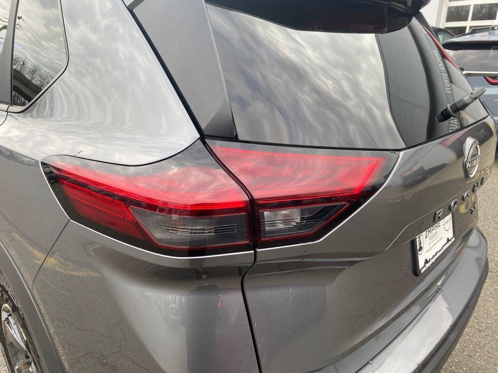 2024 Nissan Rogue SV FWD