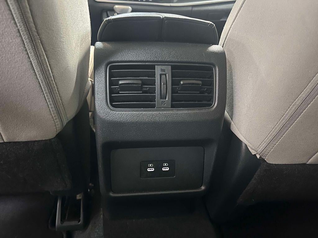 2024 Nissan Rogue SV FWD