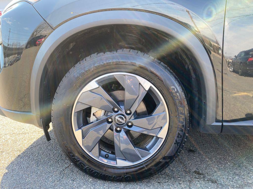 2024 Nissan Rogue SV FWD