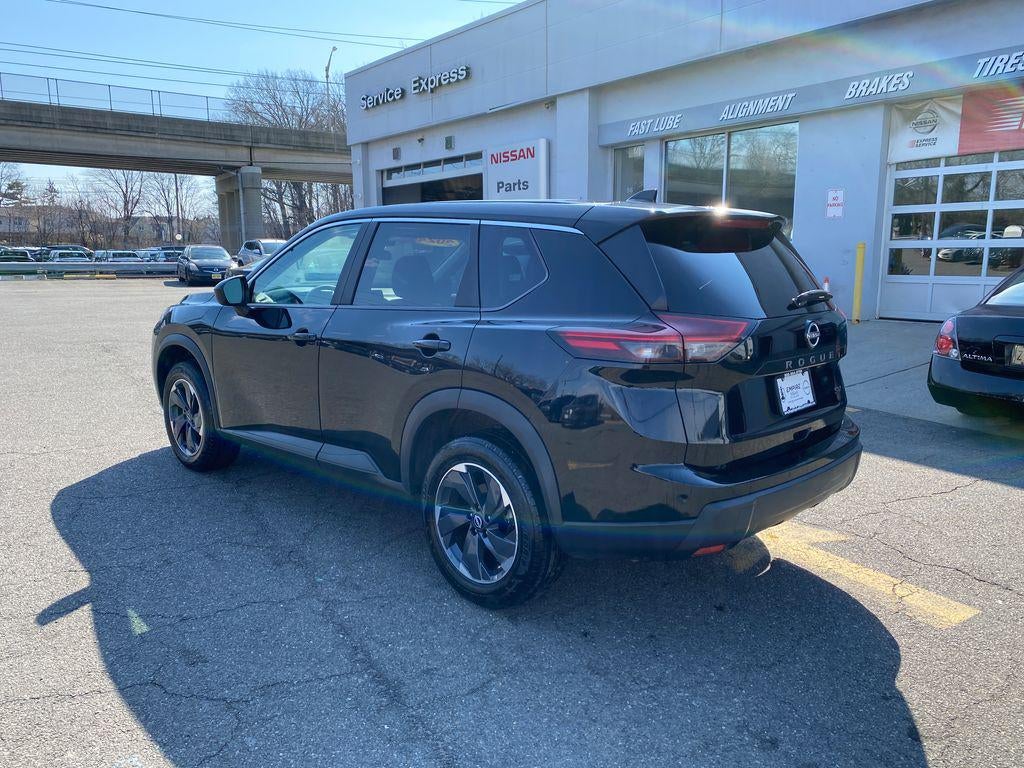 2024 Nissan Rogue SV FWD