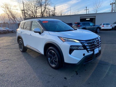 2024 Nissan Rogue SV FWD