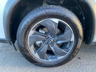 2024 Nissan Rogue SV FWD