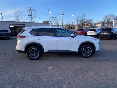 2024 Nissan Rogue SV FWD