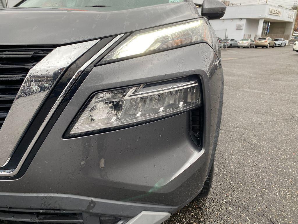 2022 Nissan Rogue SV Intelligent AWD