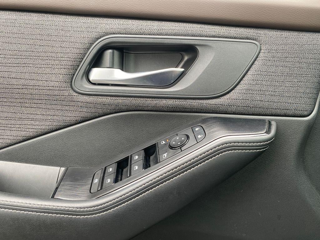 2022 Nissan Rogue SV Intelligent AWD