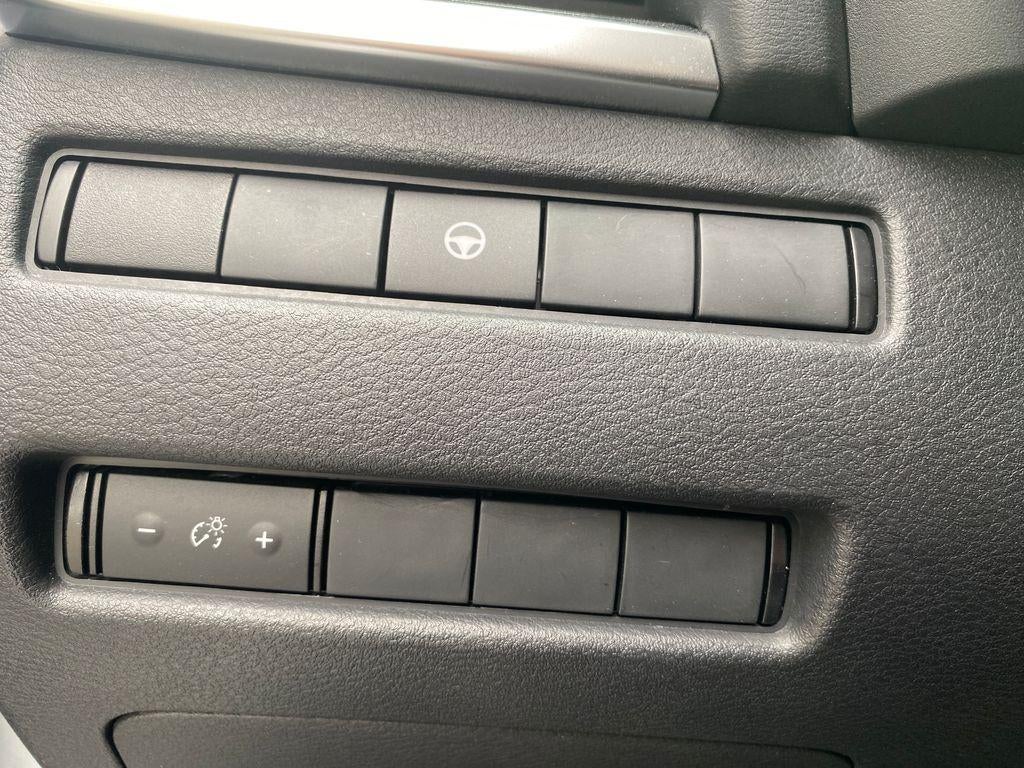 2022 Nissan Rogue SV Intelligent AWD