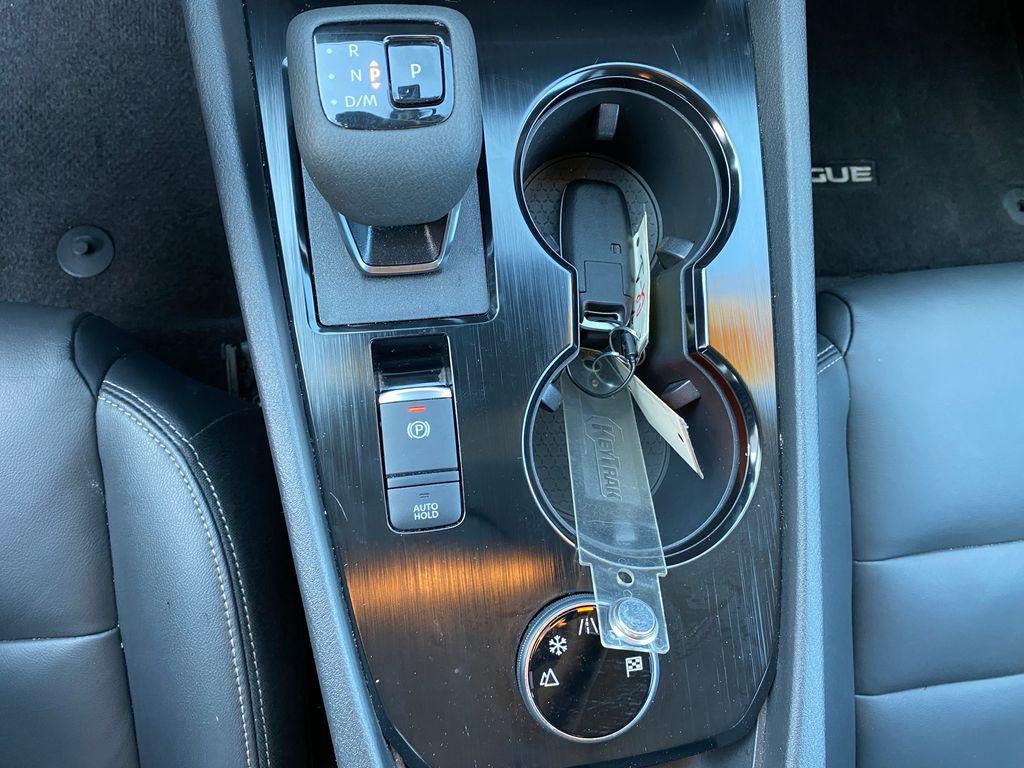 2026 Nissan Rogue SL