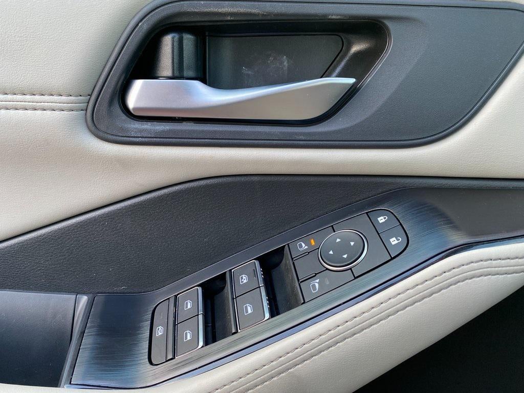 2026 Nissan Rogue SL