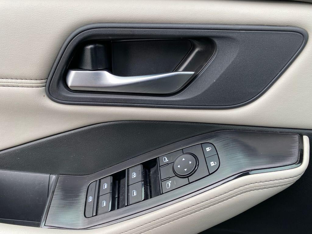 2026 Nissan Rogue SL