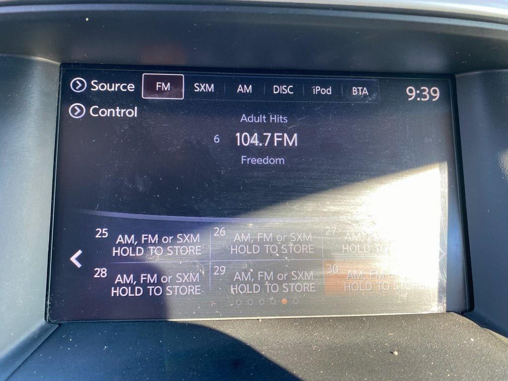 2018 Nissan Pathfinder SV