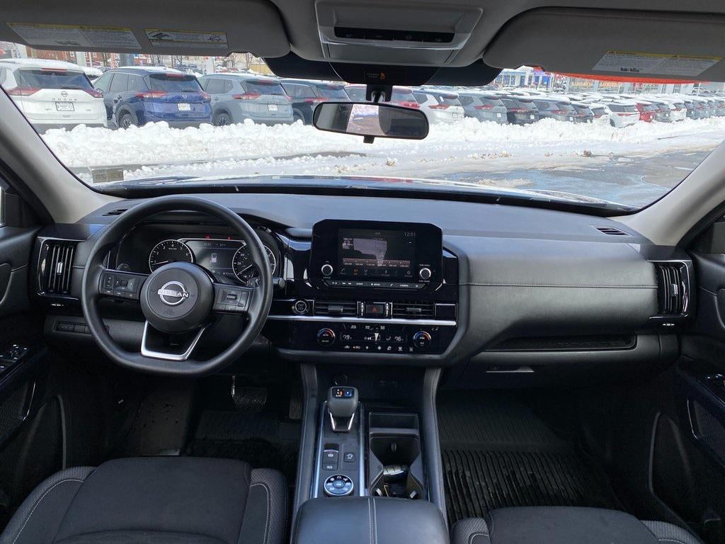 2022 Nissan Pathfinder S 4WD