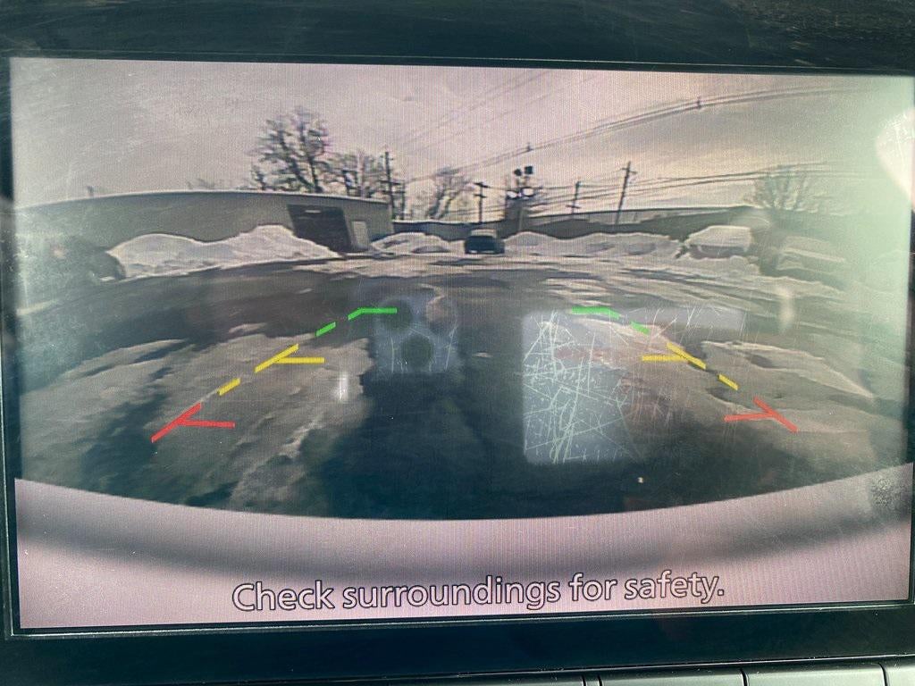 2022 Nissan Pathfinder S 4WD