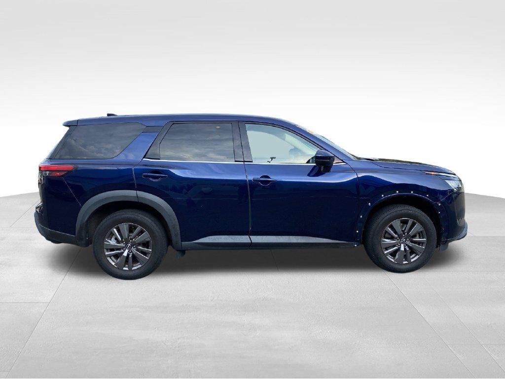 2022 Nissan Pathfinder S 4WD