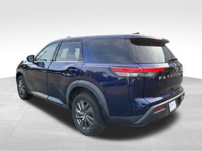 2022 Nissan Pathfinder S 4WD