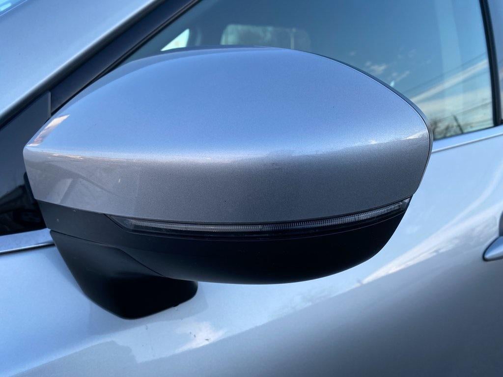 2023 Nissan Pathfinder SV FWD