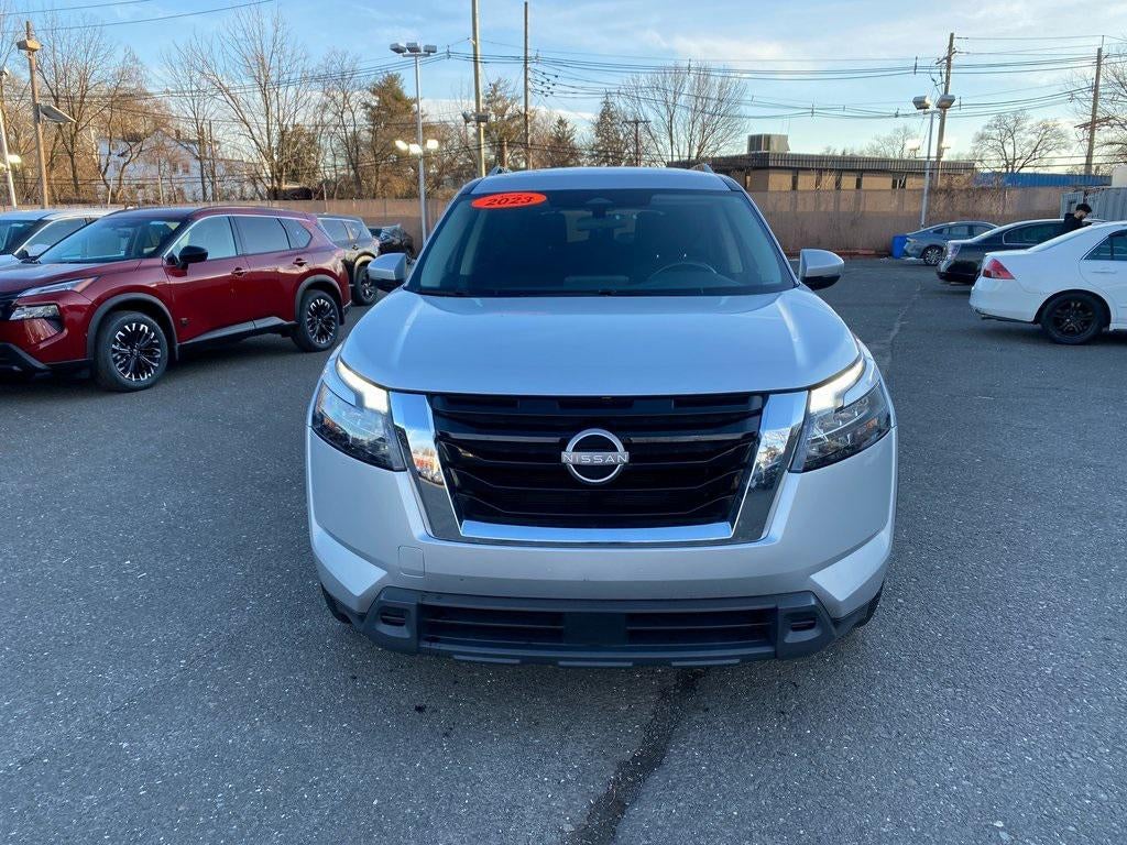 2023 Nissan Pathfinder SV FWD