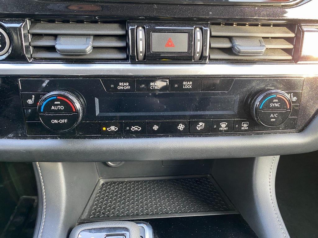 2024 Nissan Pathfinder SV FWD