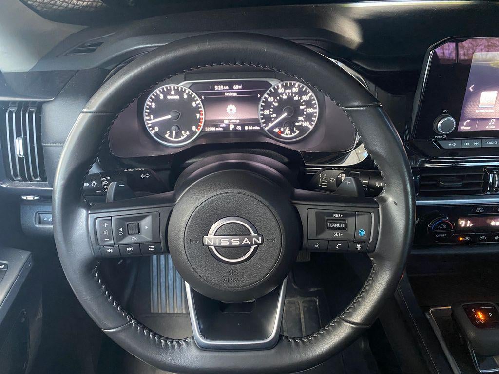 2025 Nissan Pathfinder SV 4WD