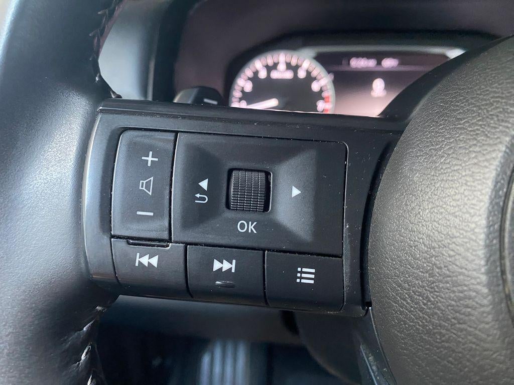 2025 Nissan Pathfinder SV 4WD