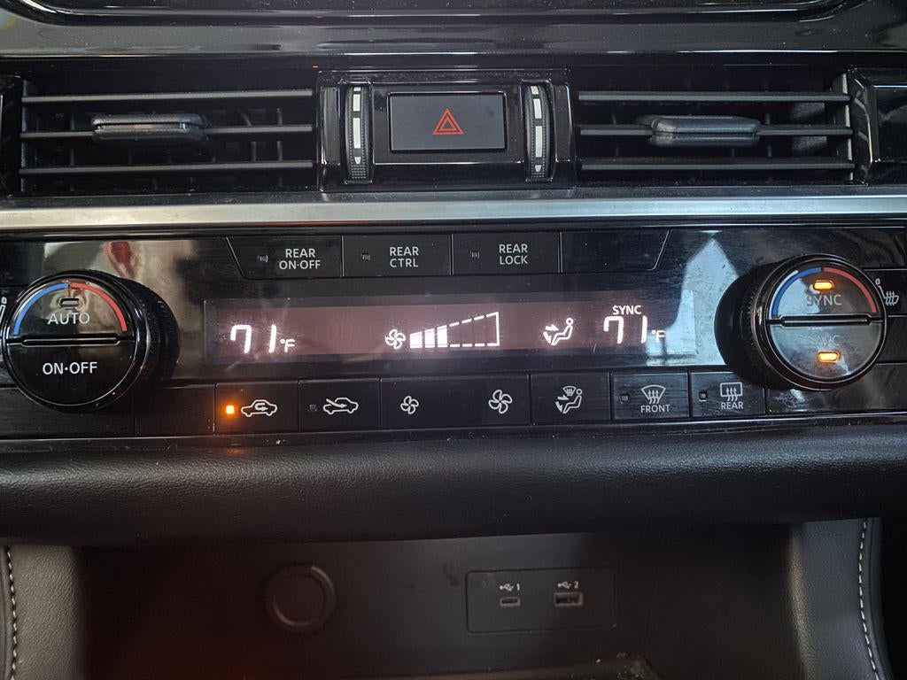 2025 Nissan Pathfinder SV 4WD