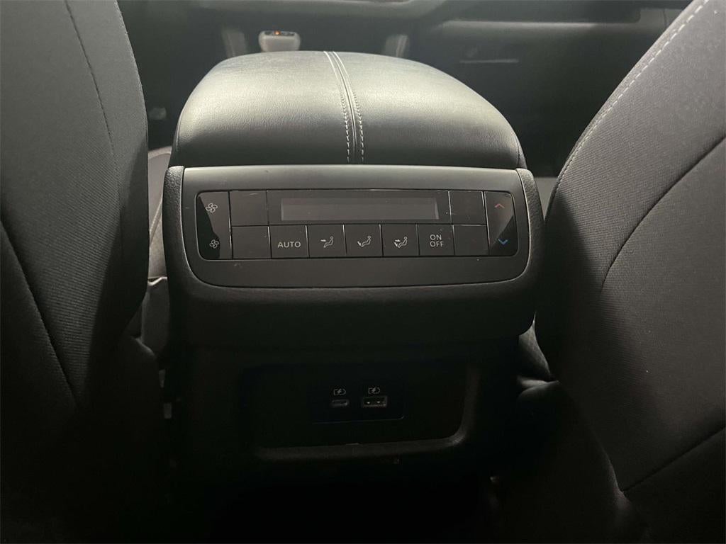 2022 Nissan Pathfinder SV 4WD