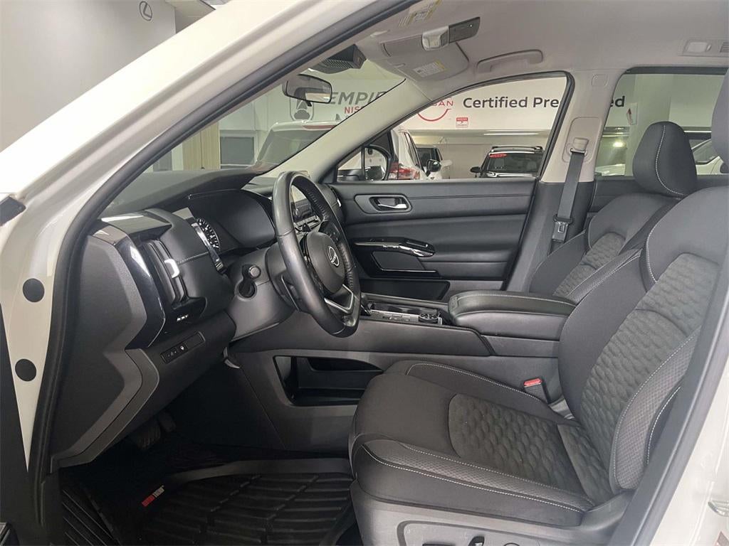 2022 Nissan Pathfinder SV 4WD