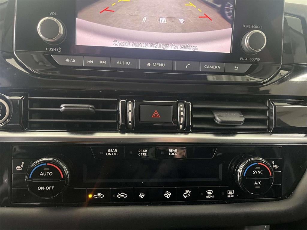 2022 Nissan Pathfinder SV 4WD