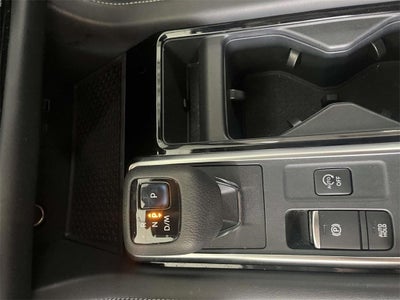 2022 Nissan Pathfinder SV 4WD