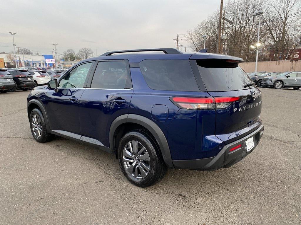 2024 Nissan Pathfinder SV 4WD