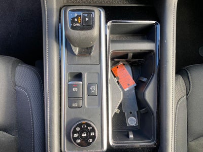 2025 Nissan Pathfinder SV 4WD