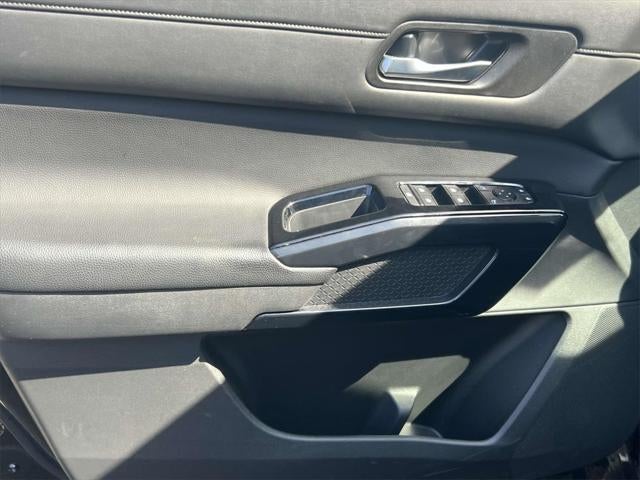 2022 Nissan Pathfinder SV 4WD