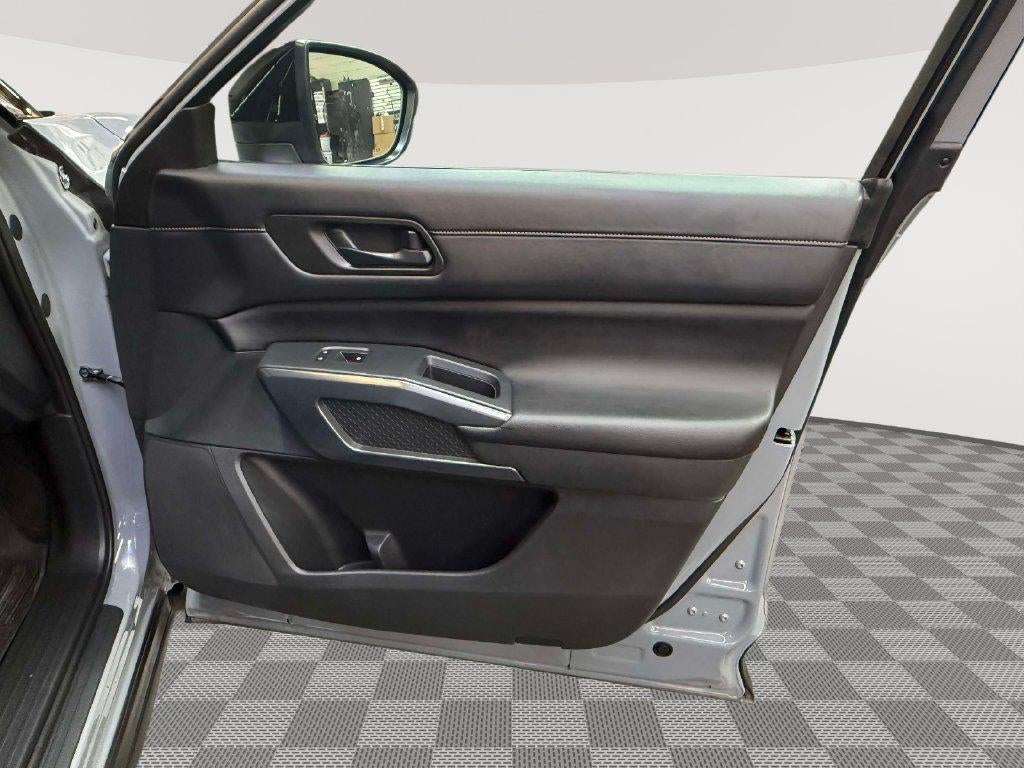 2023 Nissan Pathfinder Rock Creek 4WD
