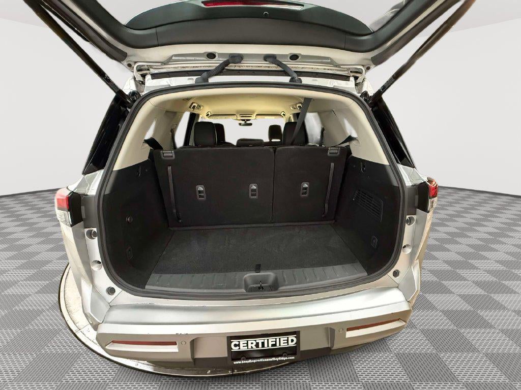 2024 Nissan Pathfinder SL 4WD