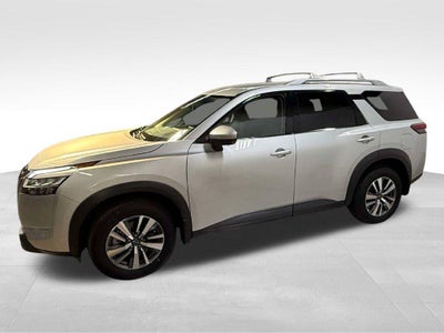 2024 Nissan Pathfinder SL 4WD