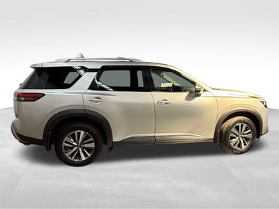 2024 Nissan Pathfinder SL 4WD
