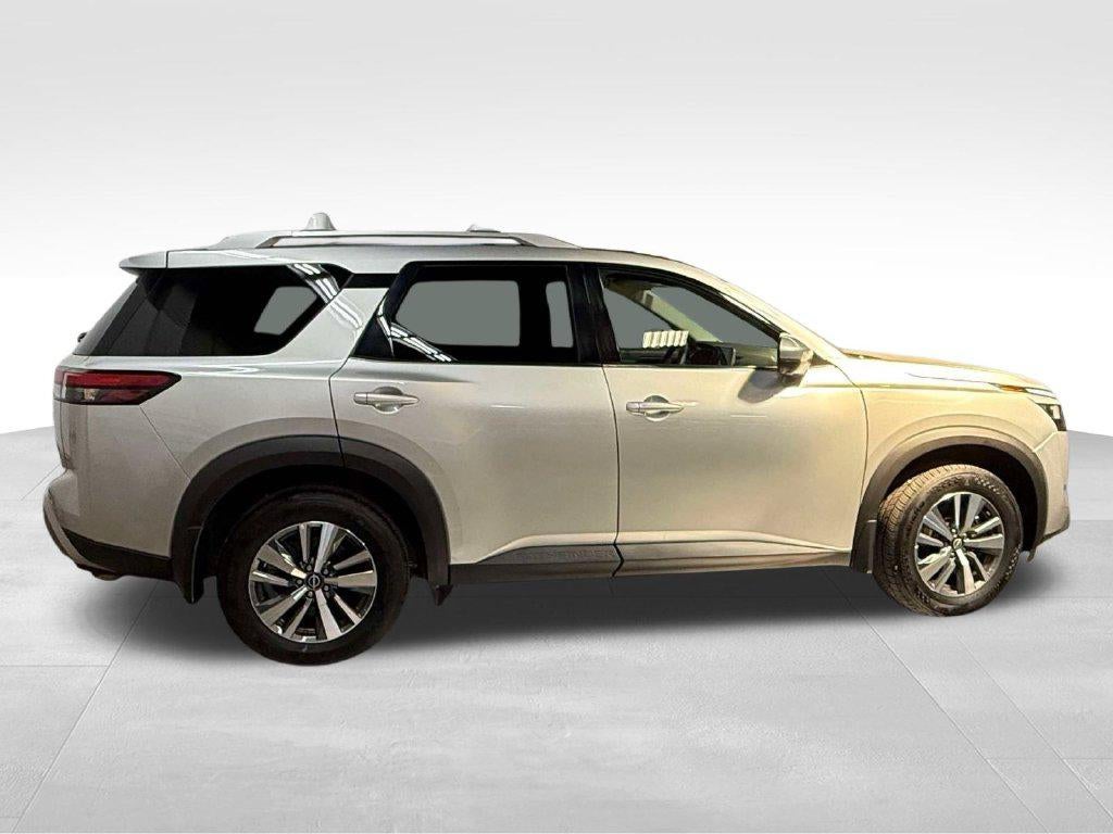 2024 Nissan Pathfinder SL 4WD